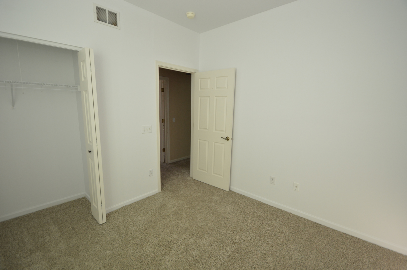 733 S Mecosta Lane, Romeoville, IL 60446