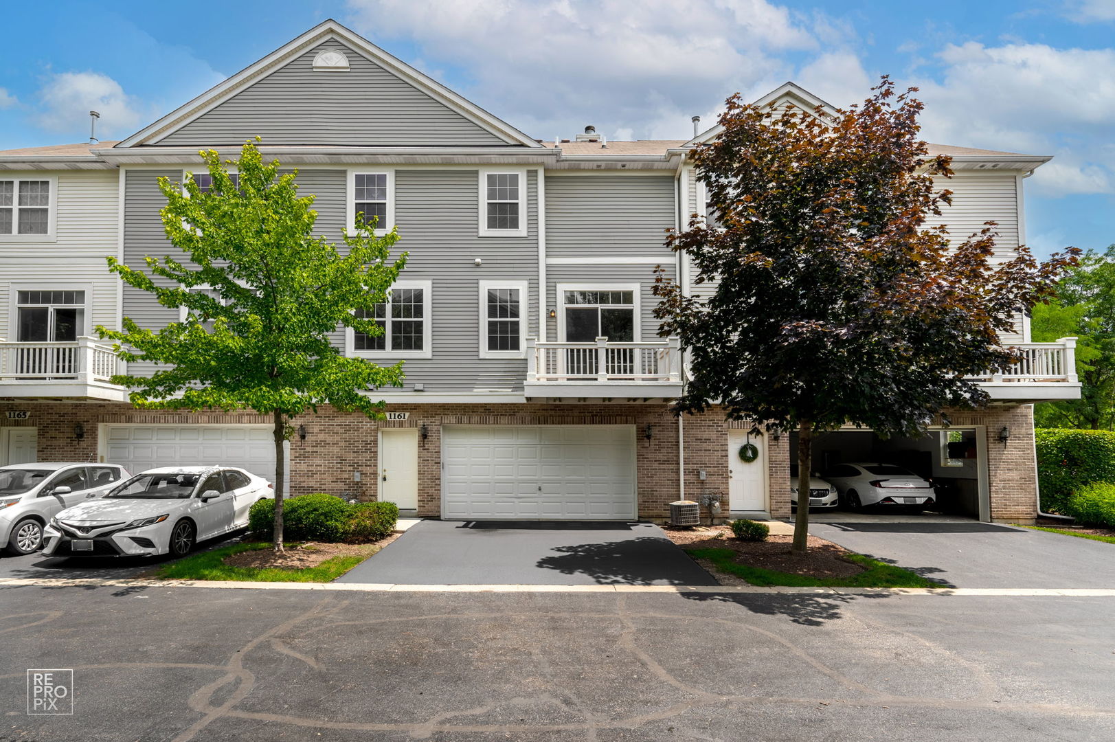 1161 Orangery Court, Carol Stream, IL 60188