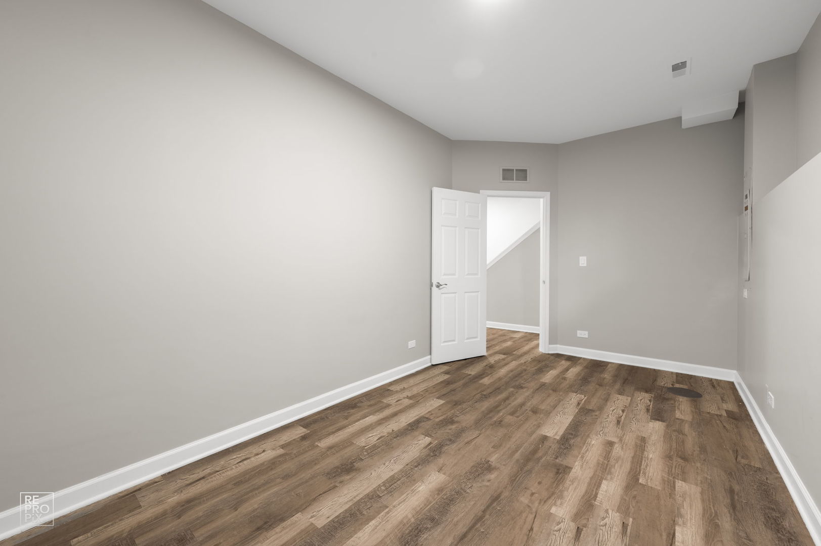 1161 Orangery Court, Carol Stream, IL 60188