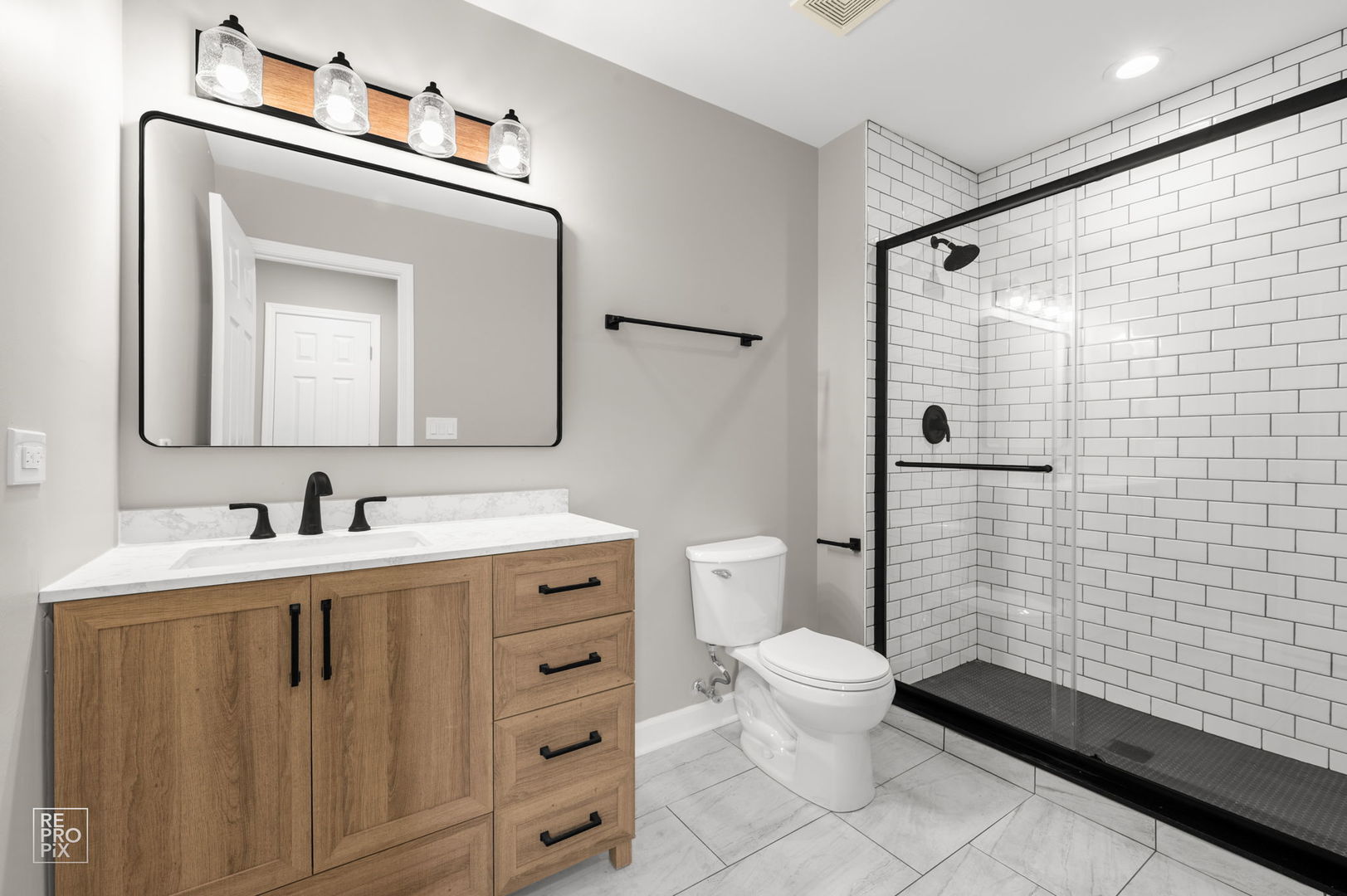 1161 Orangery Court, Carol Stream, IL 60188