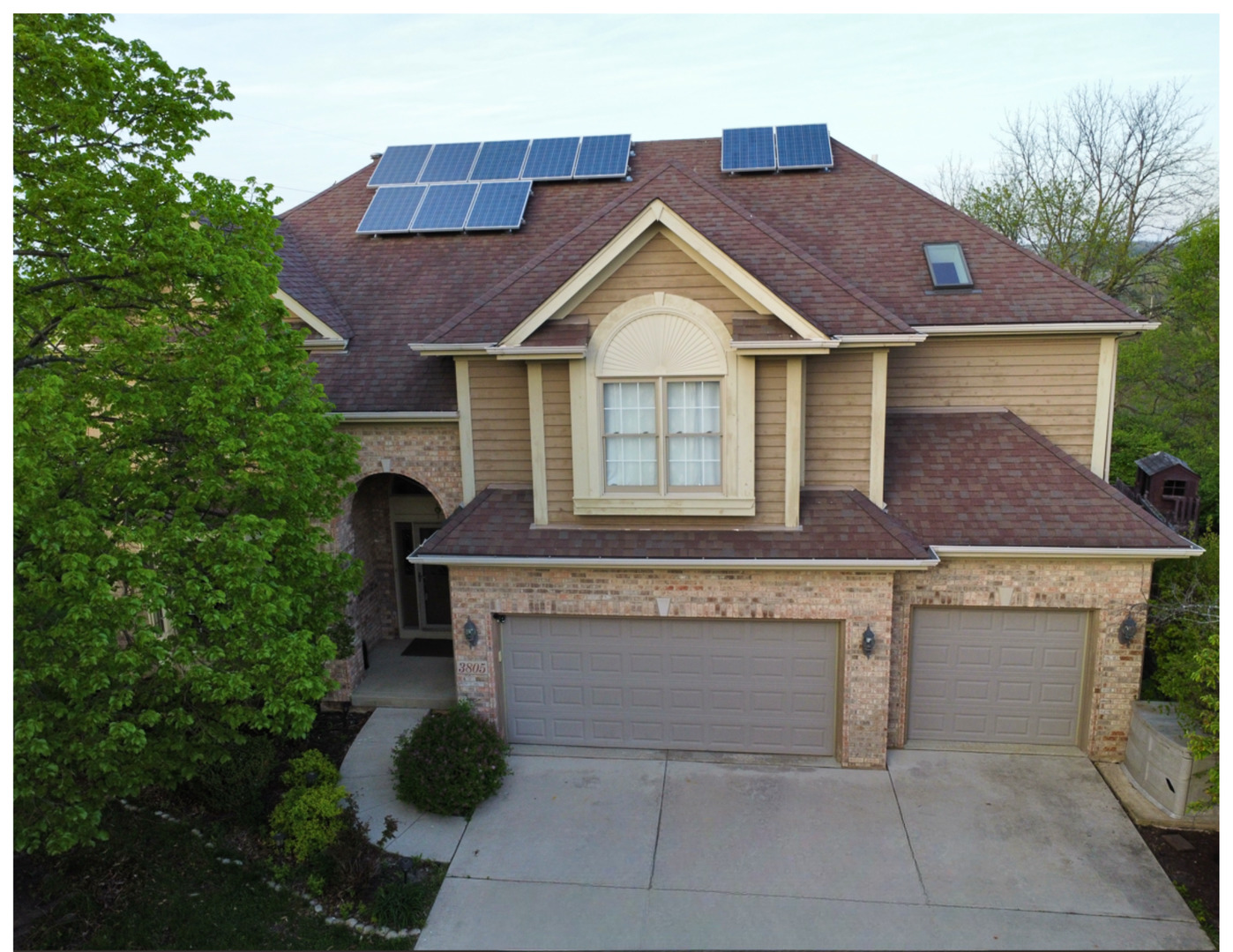 3805 Gladstone Drive, Naperville, IL 60565