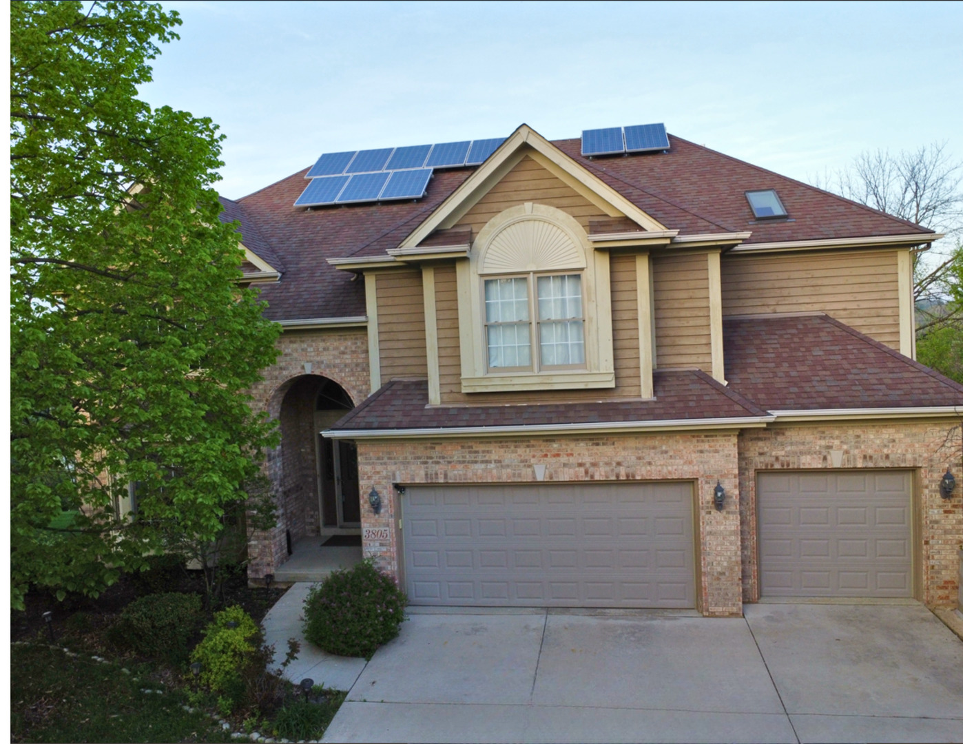 3805 Gladstone Drive, Naperville, IL 60565