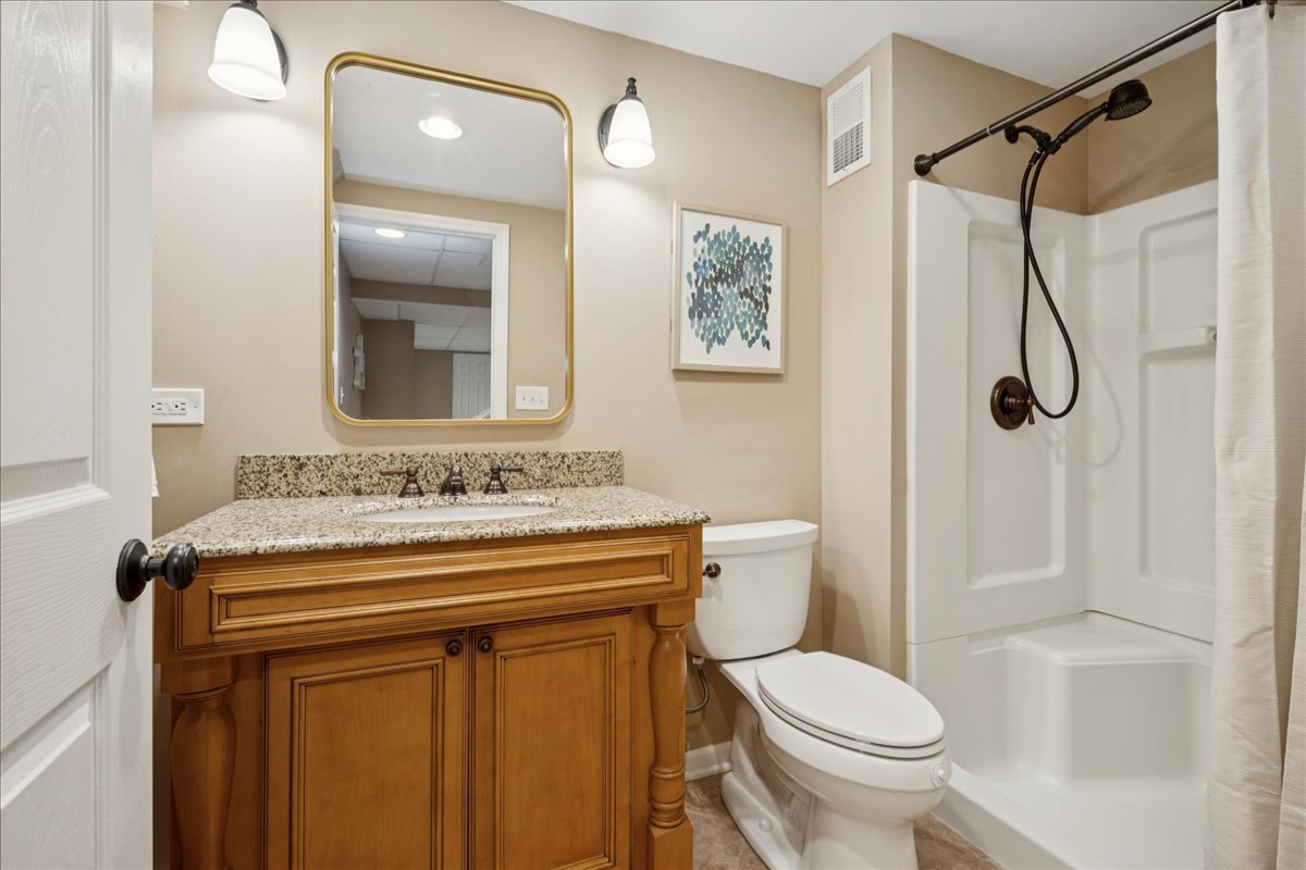 1148 Oxford Lane, Lake Zurich, IL 60047