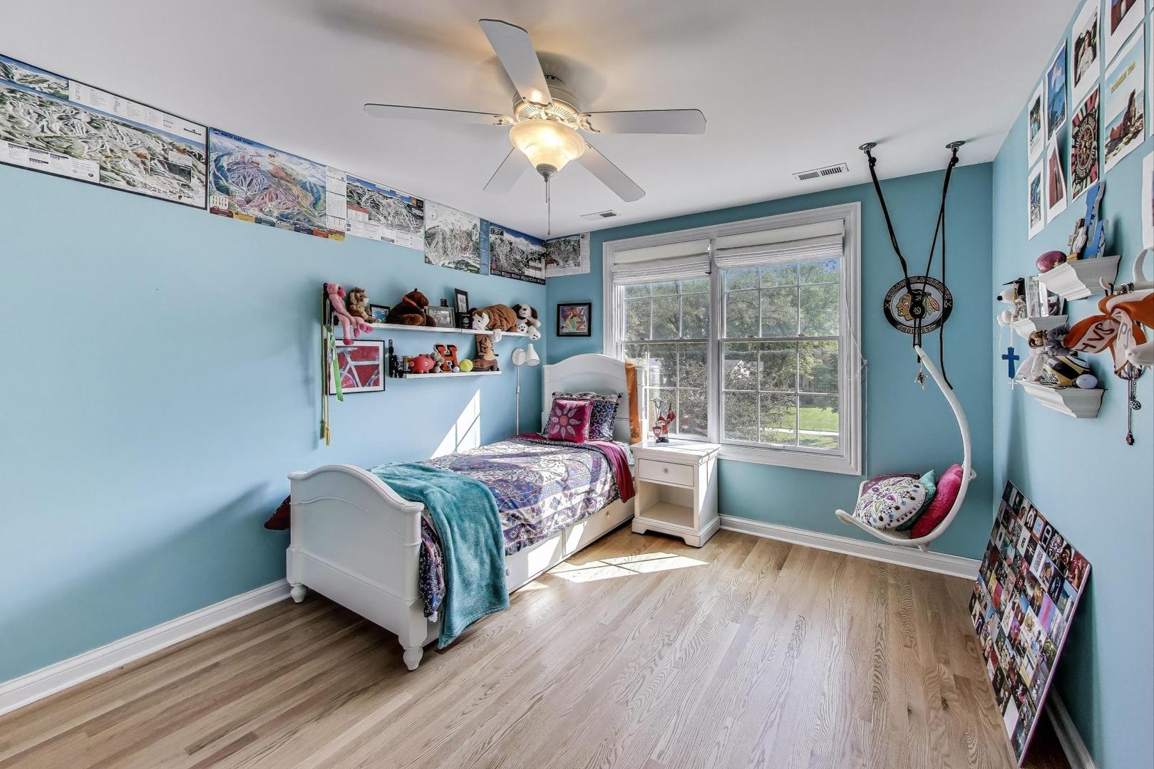 1518 N Patton Avenue, Arlington Heights, IL 60004