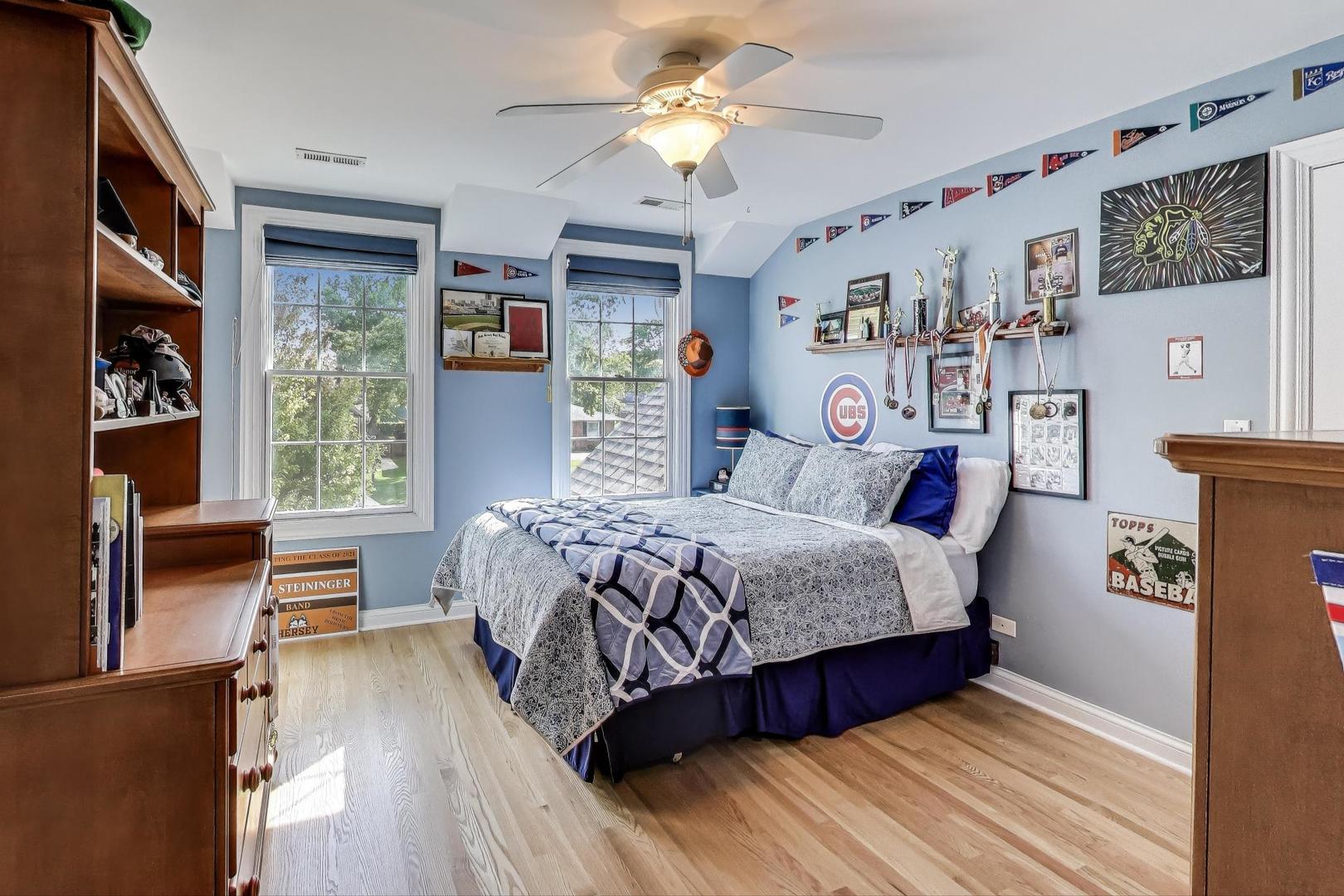 1518 N Patton Avenue, Arlington Heights, IL 60004