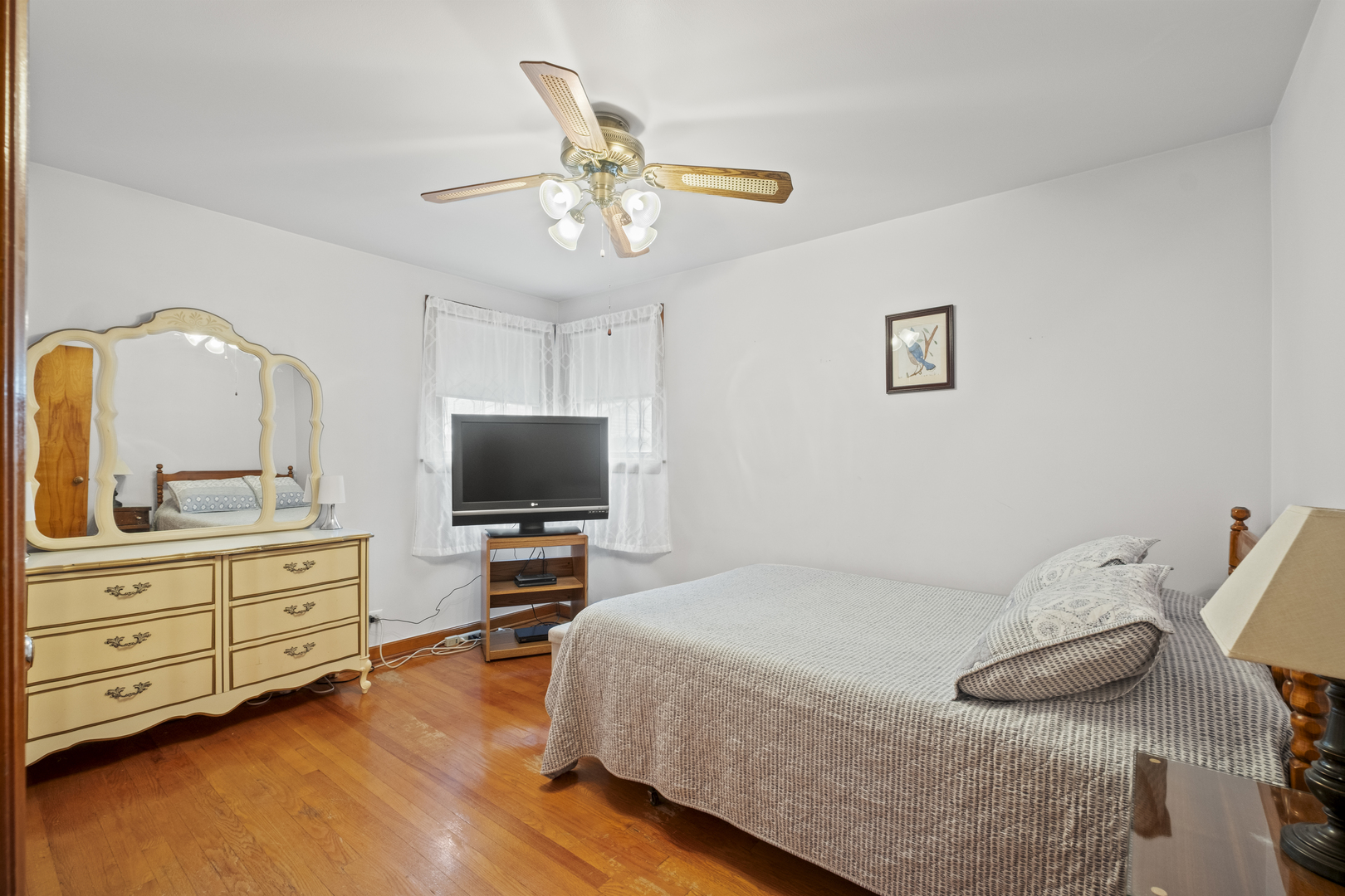 5205 S Hamlin Avenue, Chicago, IL 60632