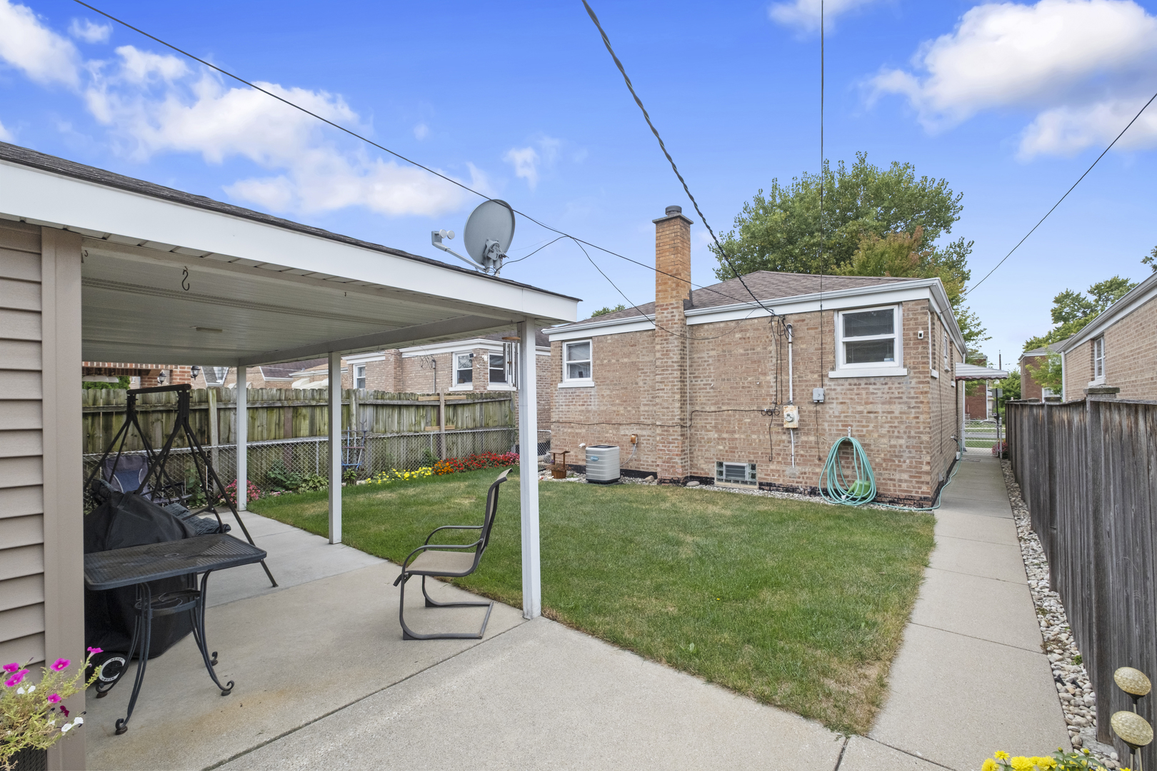 5205 S Hamlin Avenue, Chicago, IL 60632