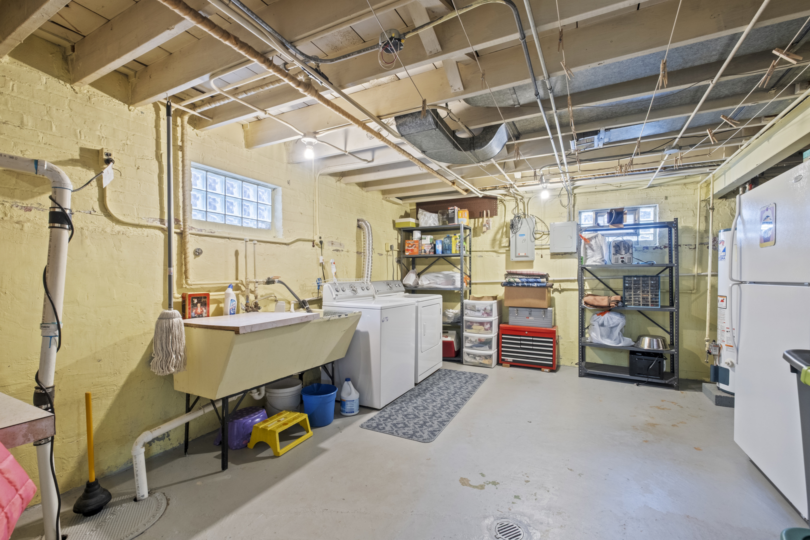 5205 S Hamlin Avenue, Chicago, IL 60632