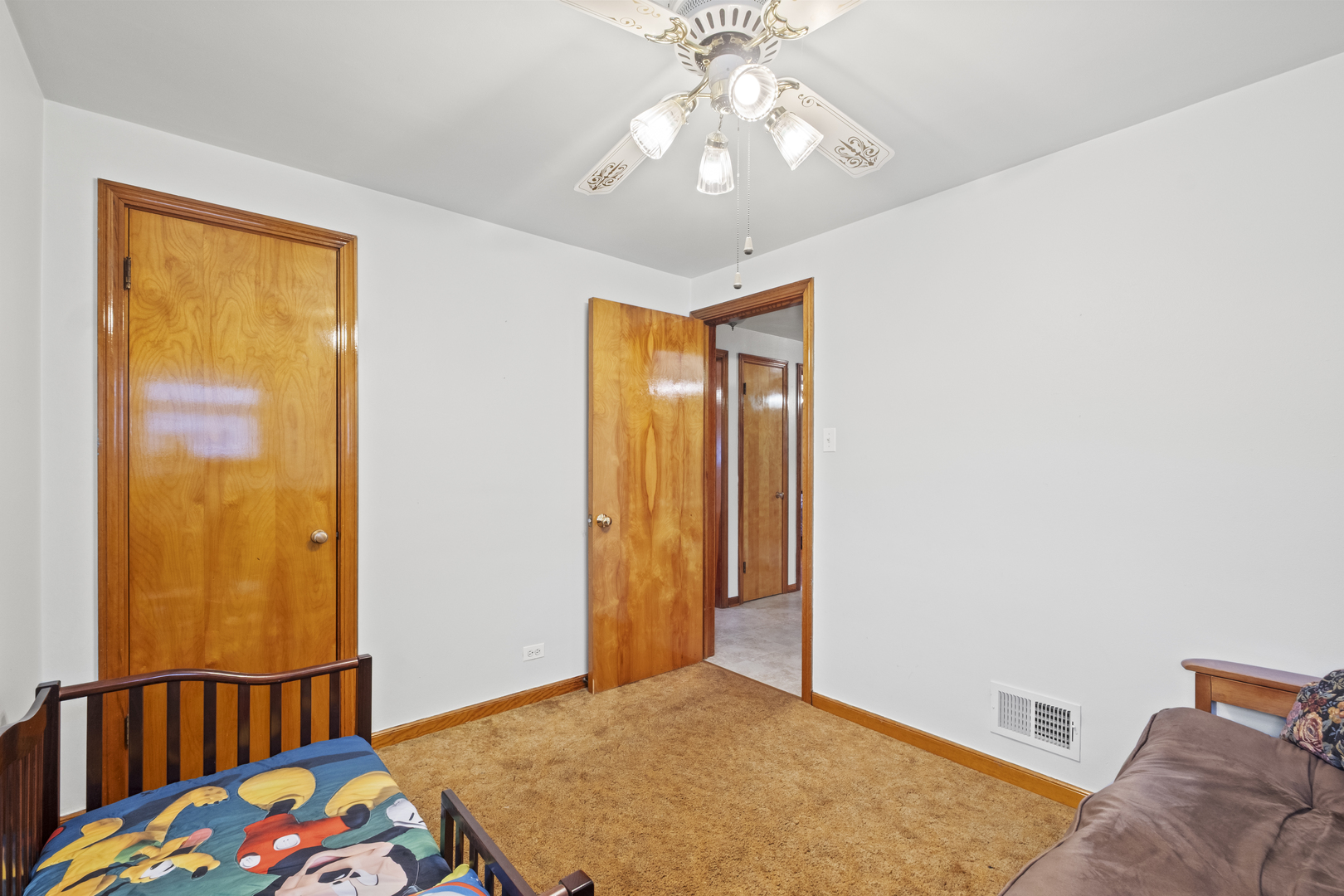 5205 S Hamlin Avenue, Chicago, IL 60632