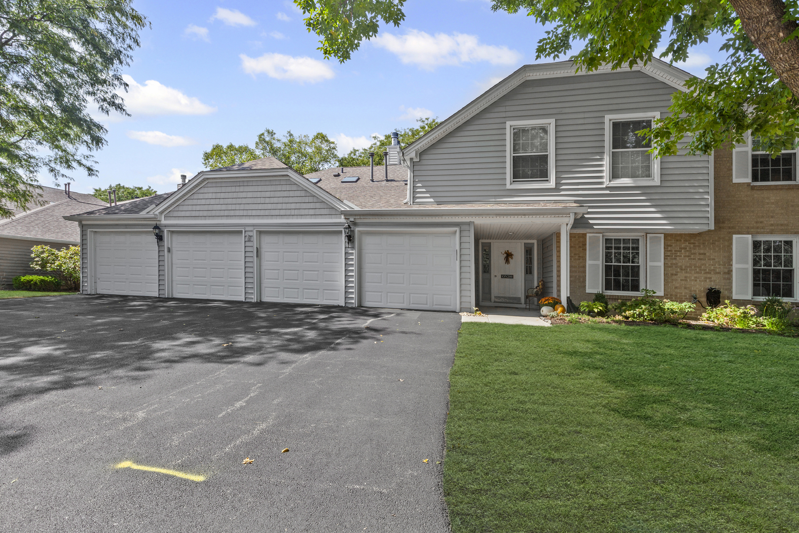 0N200 Windermere Road #2702, Winfield, IL 60190