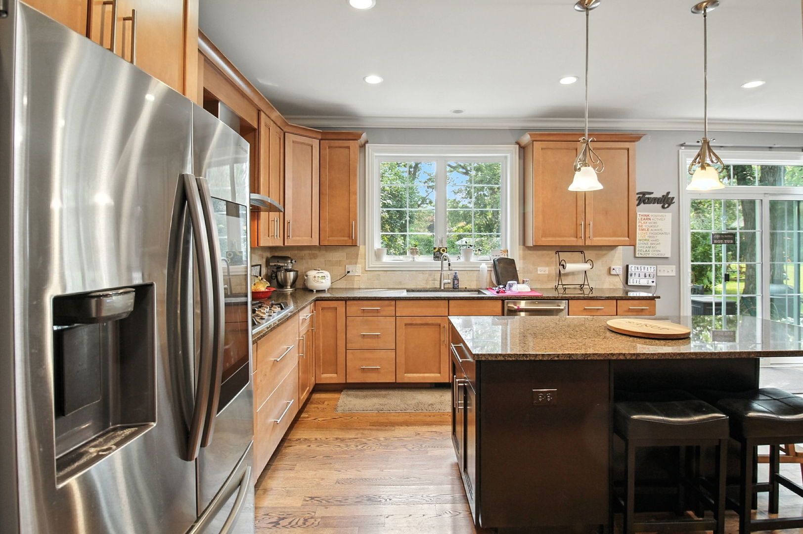 6613 Carl Court, Woodridge, IL 60517