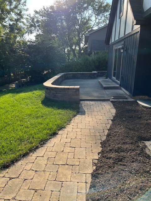 2651 Yorkshire Lane, Lisle, IL 60532