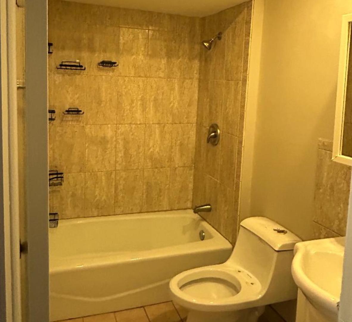 8241 W 79 Street #1E, Justice, IL 60458