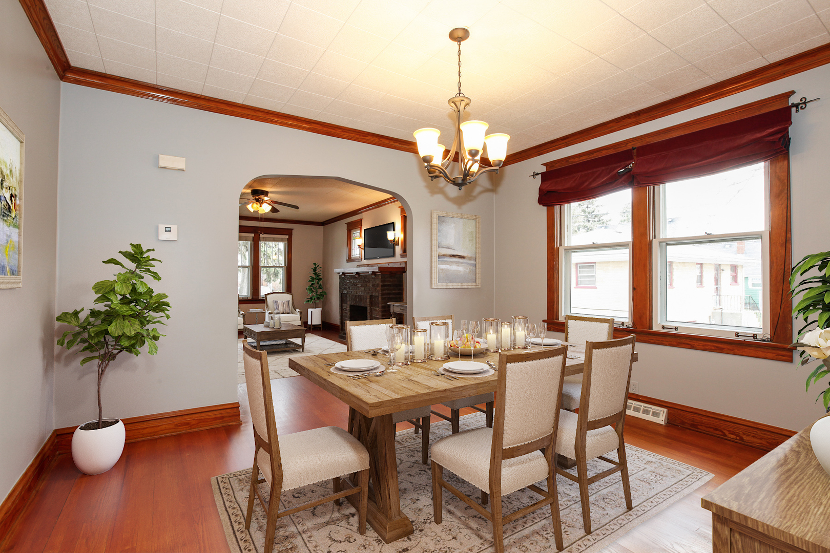 117 W Naperville Road, Westmont, IL 60559