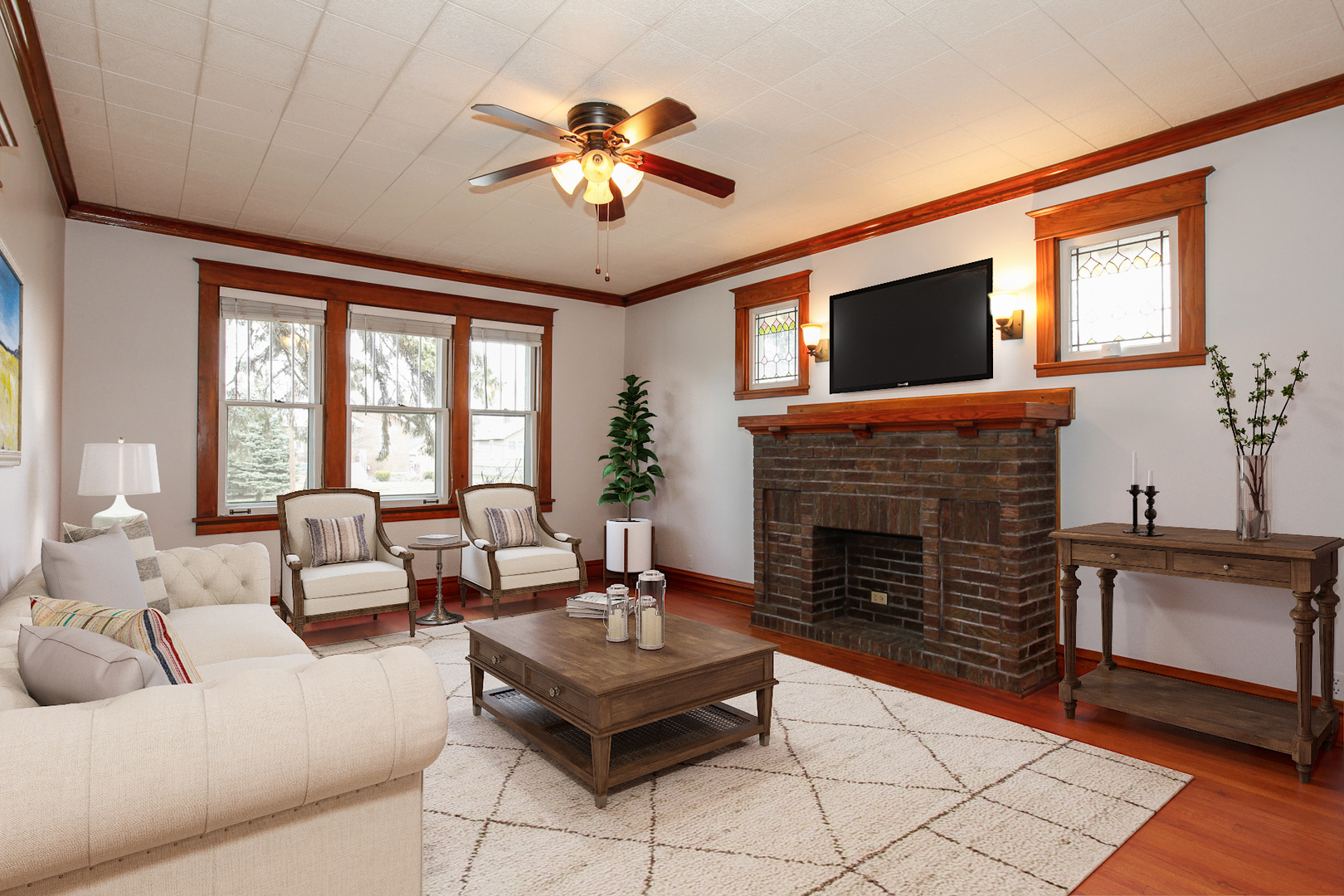 117 W Naperville Road, Westmont, IL 60559