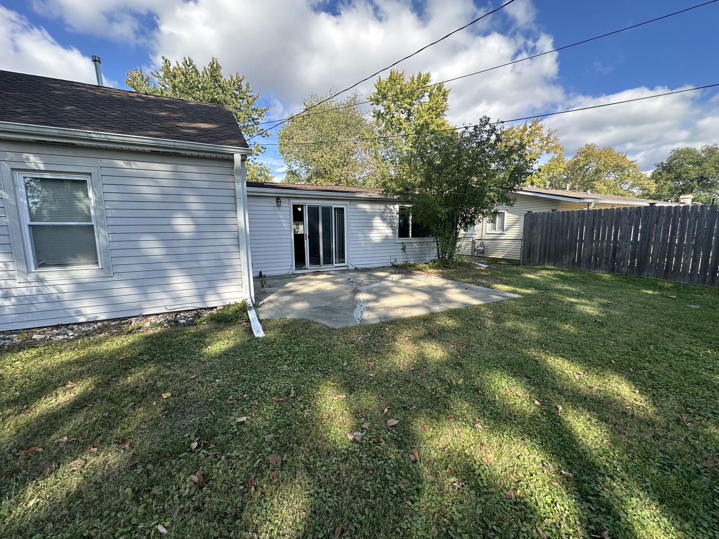 3 E Oltendorf Road, Streamwood, IL 60107