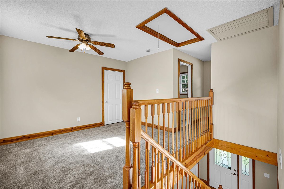 116 Lakeview Drive, East Galesburg, IL 61430