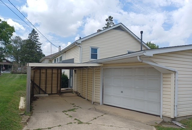 1902 1/2 Cora Street, Crest Hill, IL 60403