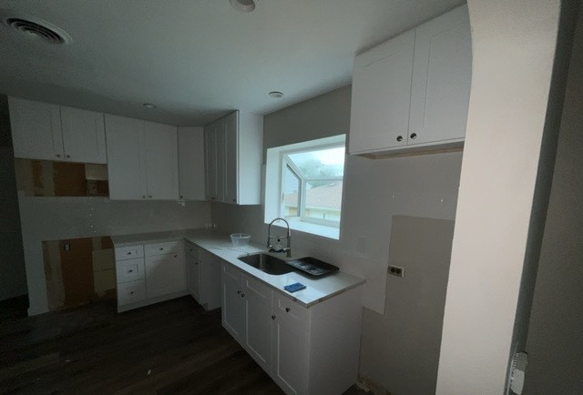 1902 1/2 Cora Street, Crest Hill, IL 60403