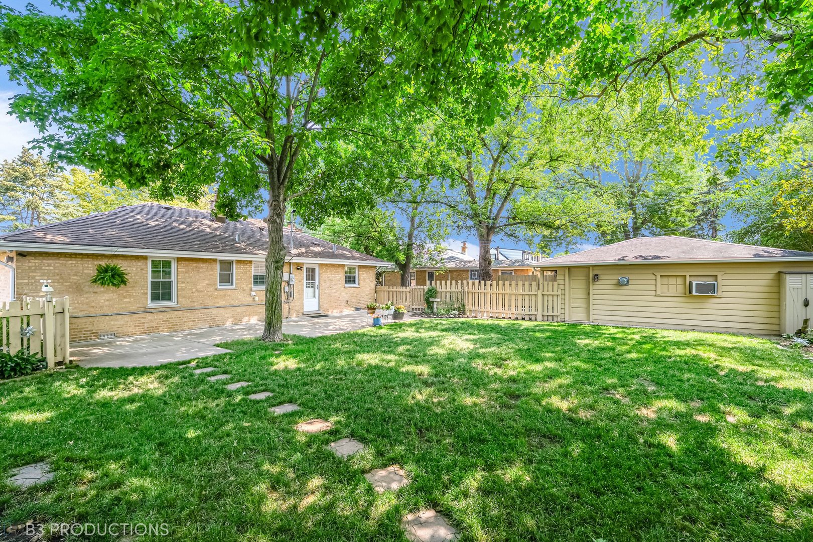 5825 109th Street, Chicago Ridge, IL 60415