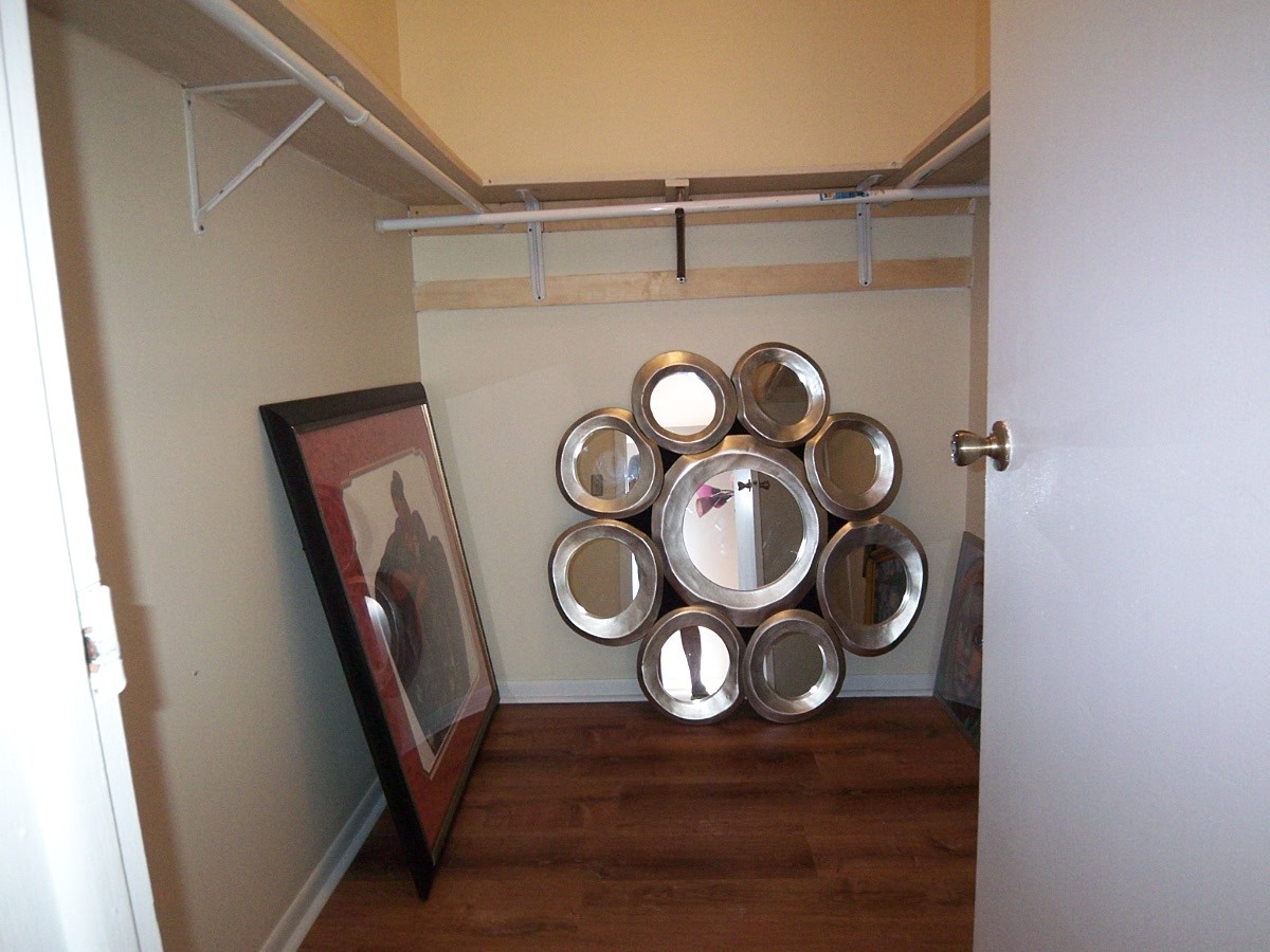 1925 Georgetown Lane, Hoffman Estates, IL 60169