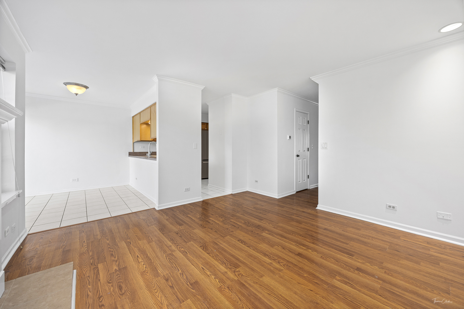 915 Carlisle Avenue, Westmont, IL 60559