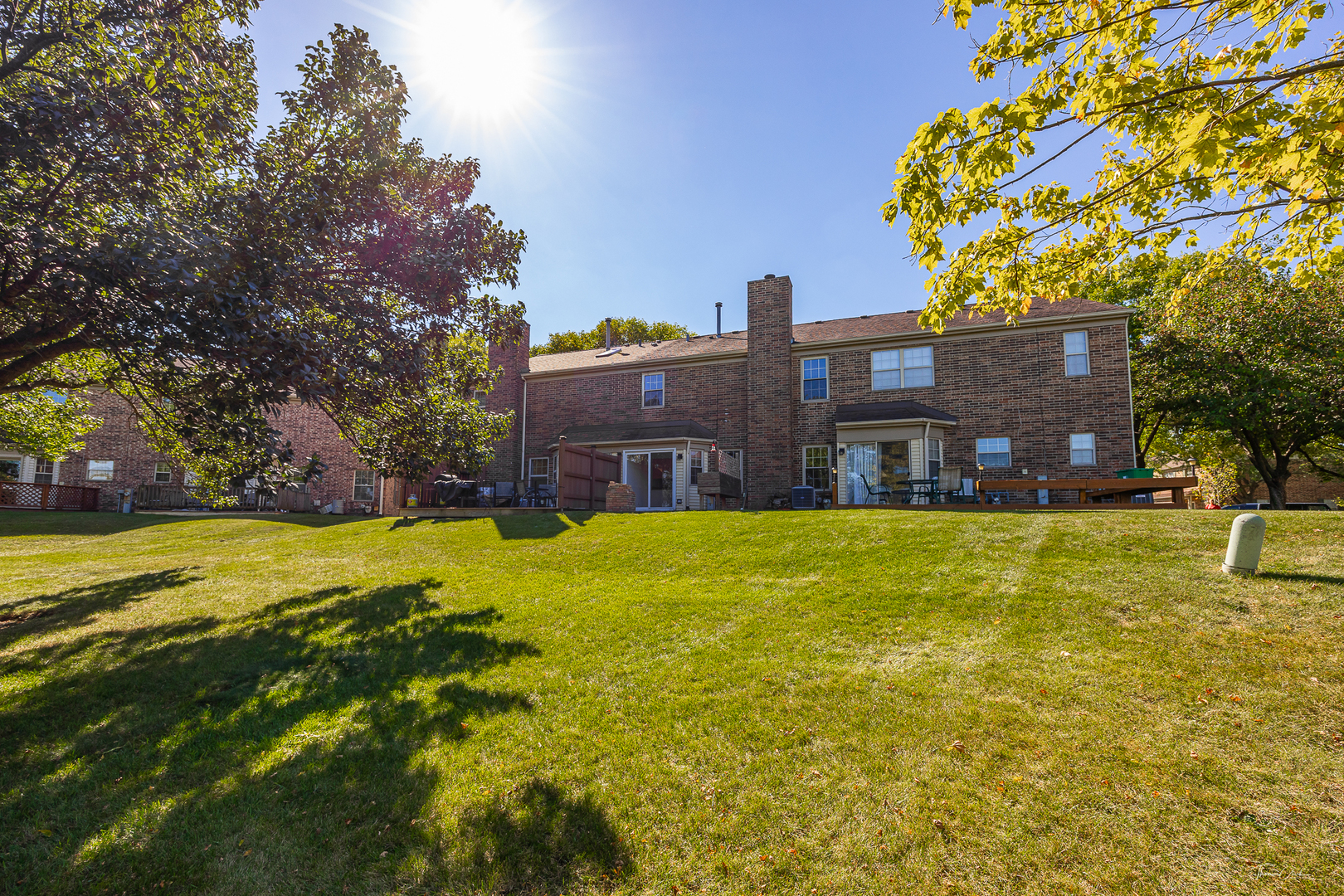 915 Carlisle Avenue, Westmont, IL 60559