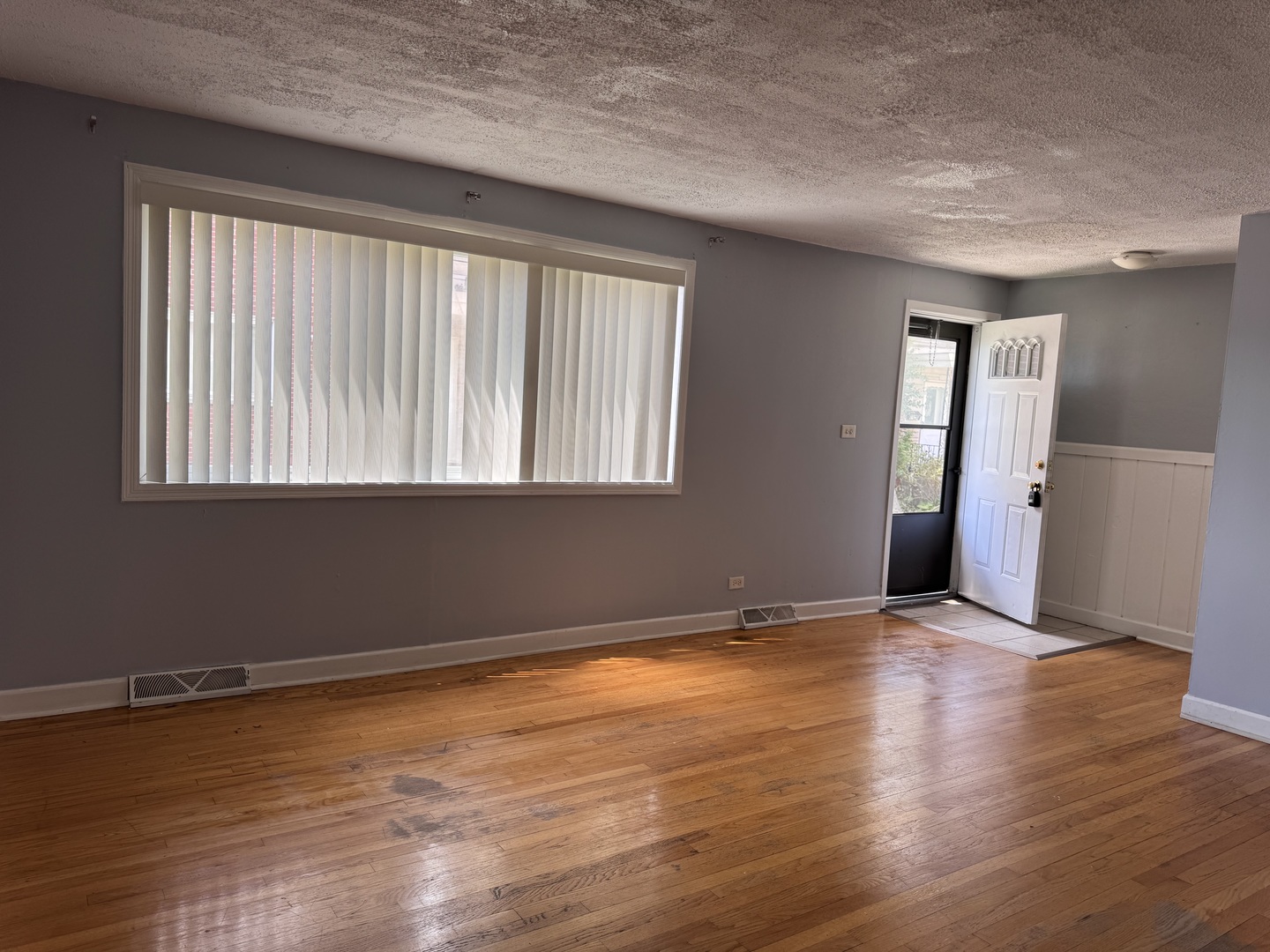 503 James Court #D, Glendale Heights, IL 60139