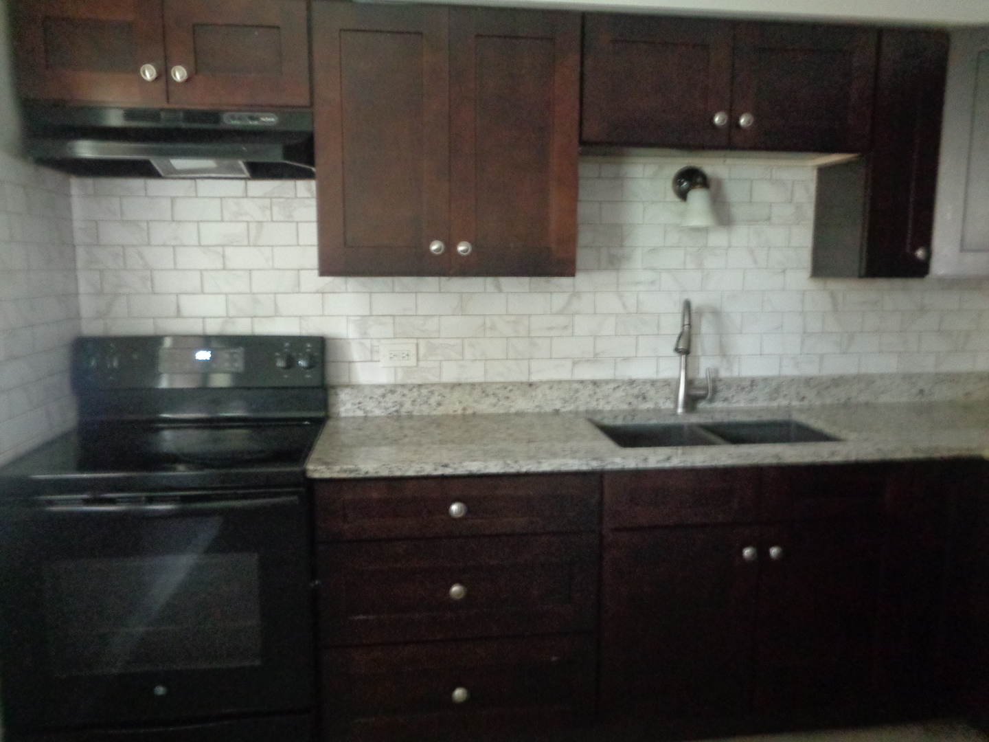1340 N main Street #B11, Wheaton, IL 60187