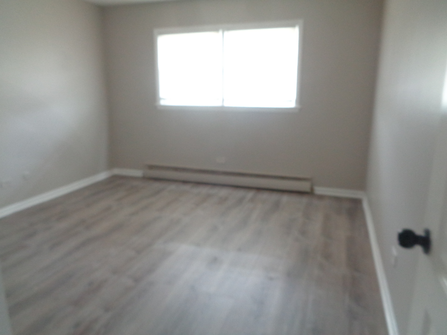 1340 N main Street #B11, Wheaton, IL 60187