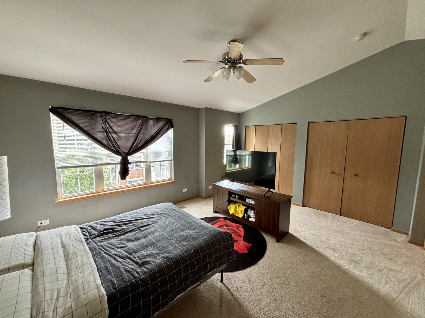 906 Clover Lane #906, Pingree Grove, IL 60140