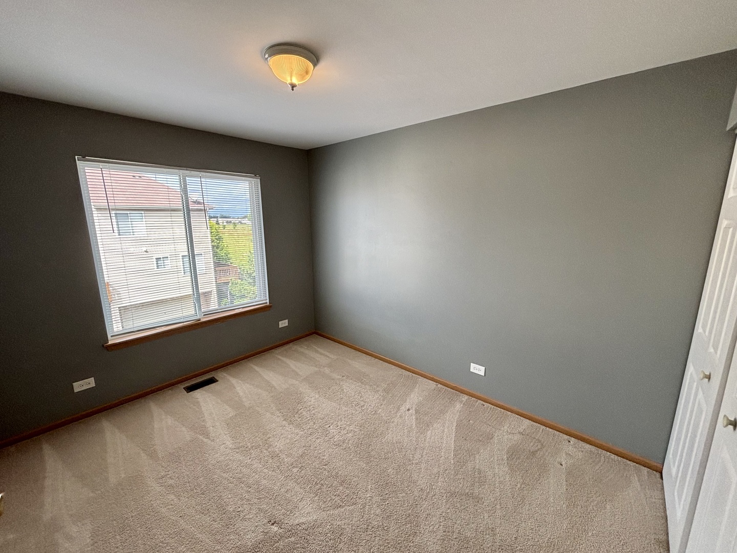 906 Clover Lane #906, Pingree Grove, IL 60140