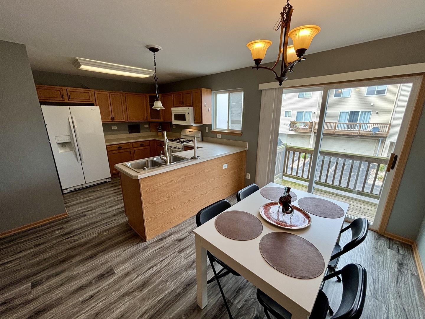 906 Clover Lane #906, Pingree Grove, IL 60140