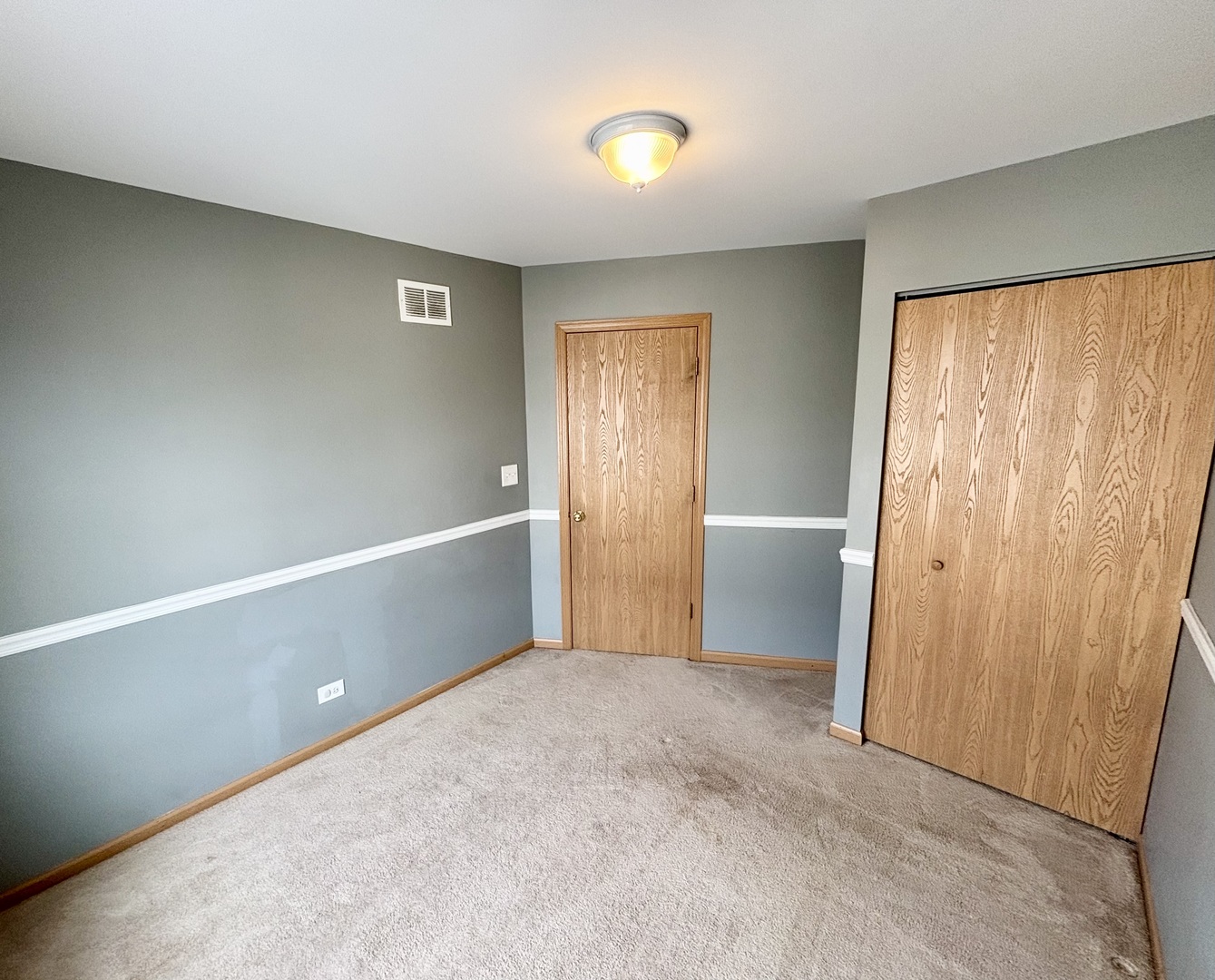 906 Clover Lane #906, Pingree Grove, IL 60140