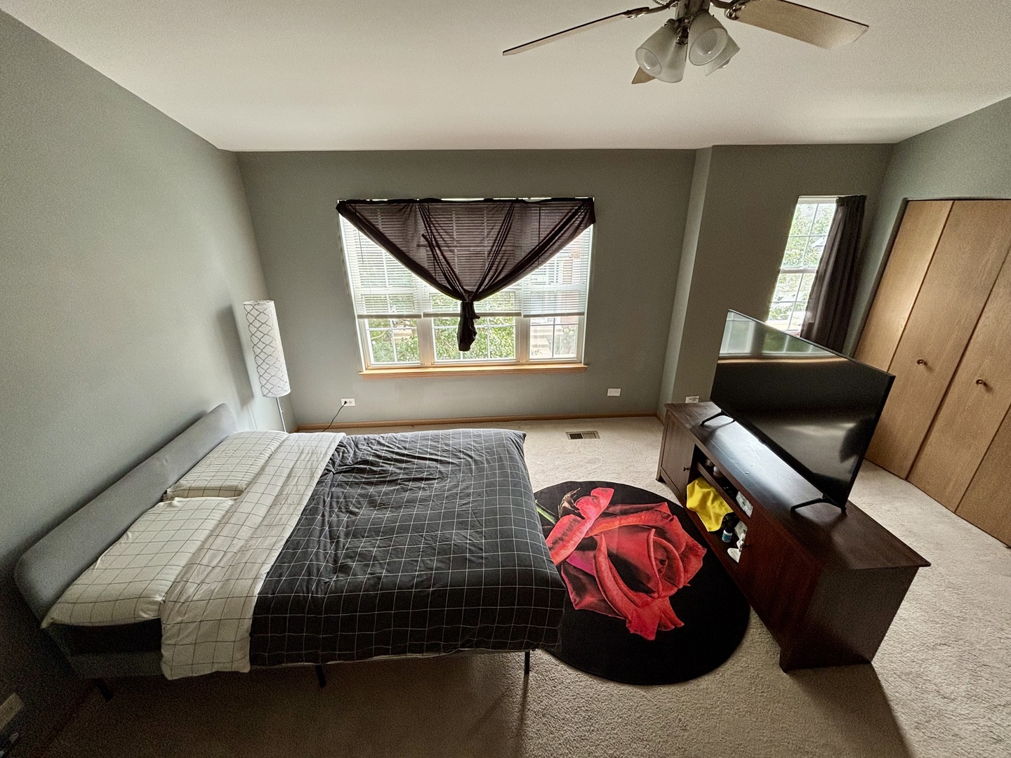 906 Clover Lane #906, Pingree Grove, IL 60140