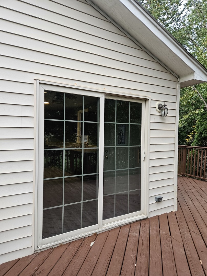 238 S Sheridan Road, Lakemoor, IL 60050