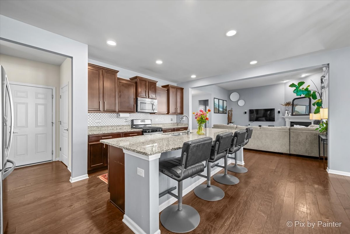 154 Chapin Way, Oswego, IL 60543