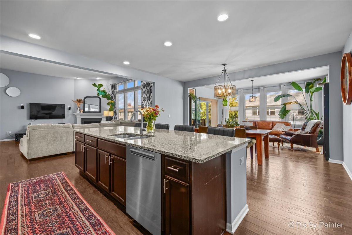 154 Chapin Way, Oswego, IL 60543