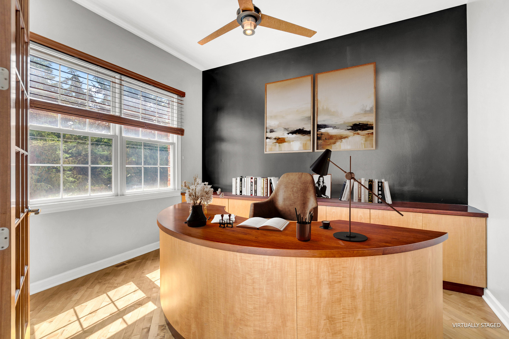 1020 W Bogey Lane, Palatine, IL 60067