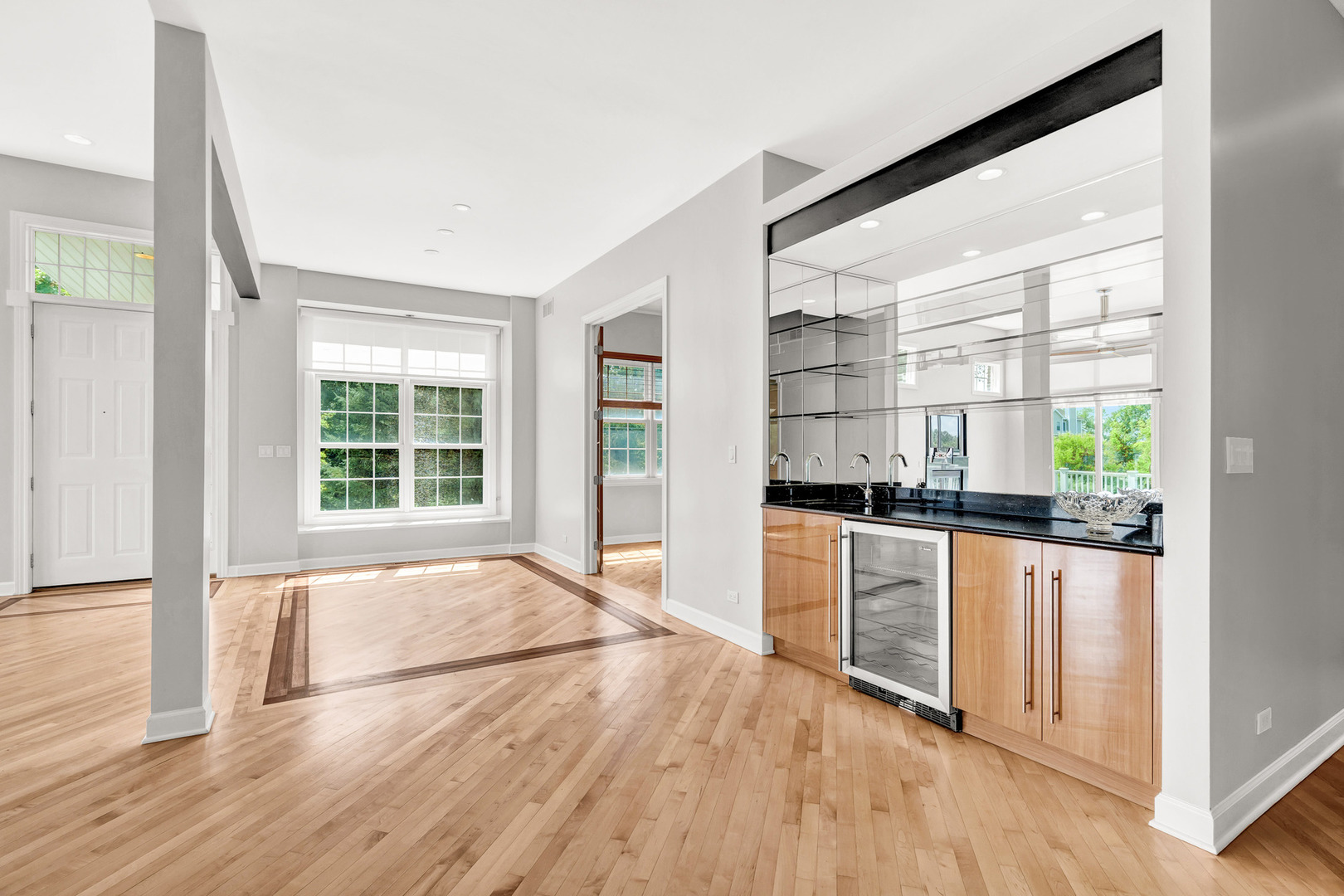 1020 W Bogey Lane, Palatine, IL 60067