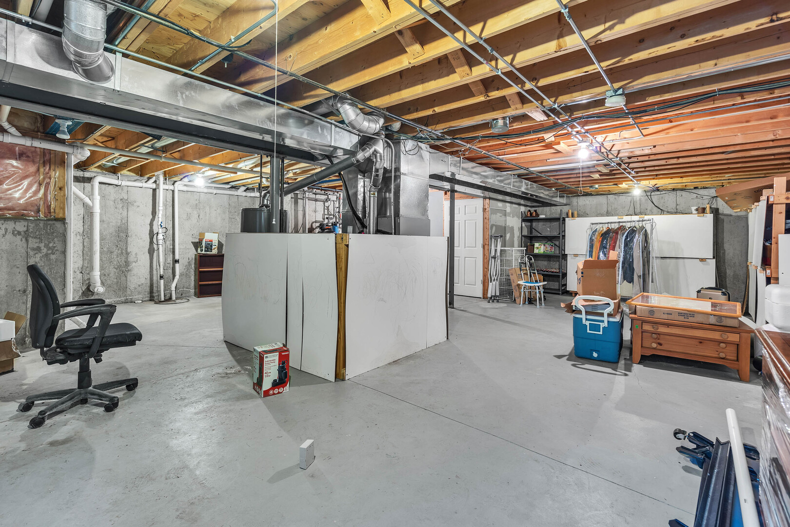 327 Garrison Circle, Port Barrington, IL 60010