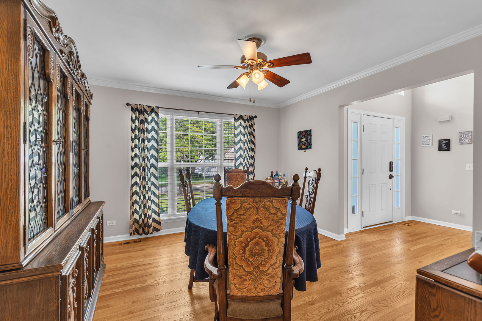 327 Garrison Circle, Port Barrington, IL 60010