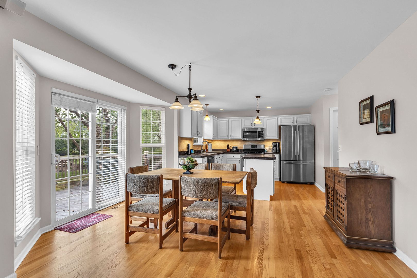 327 Garrison Circle, Port Barrington, IL 60010