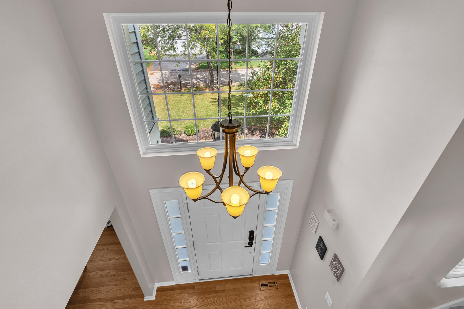 327 Garrison Circle, Port Barrington, IL 60010