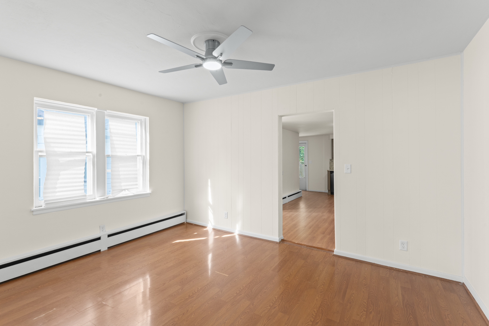 1038 Indiana Avenue, Waukegan, IL 60085