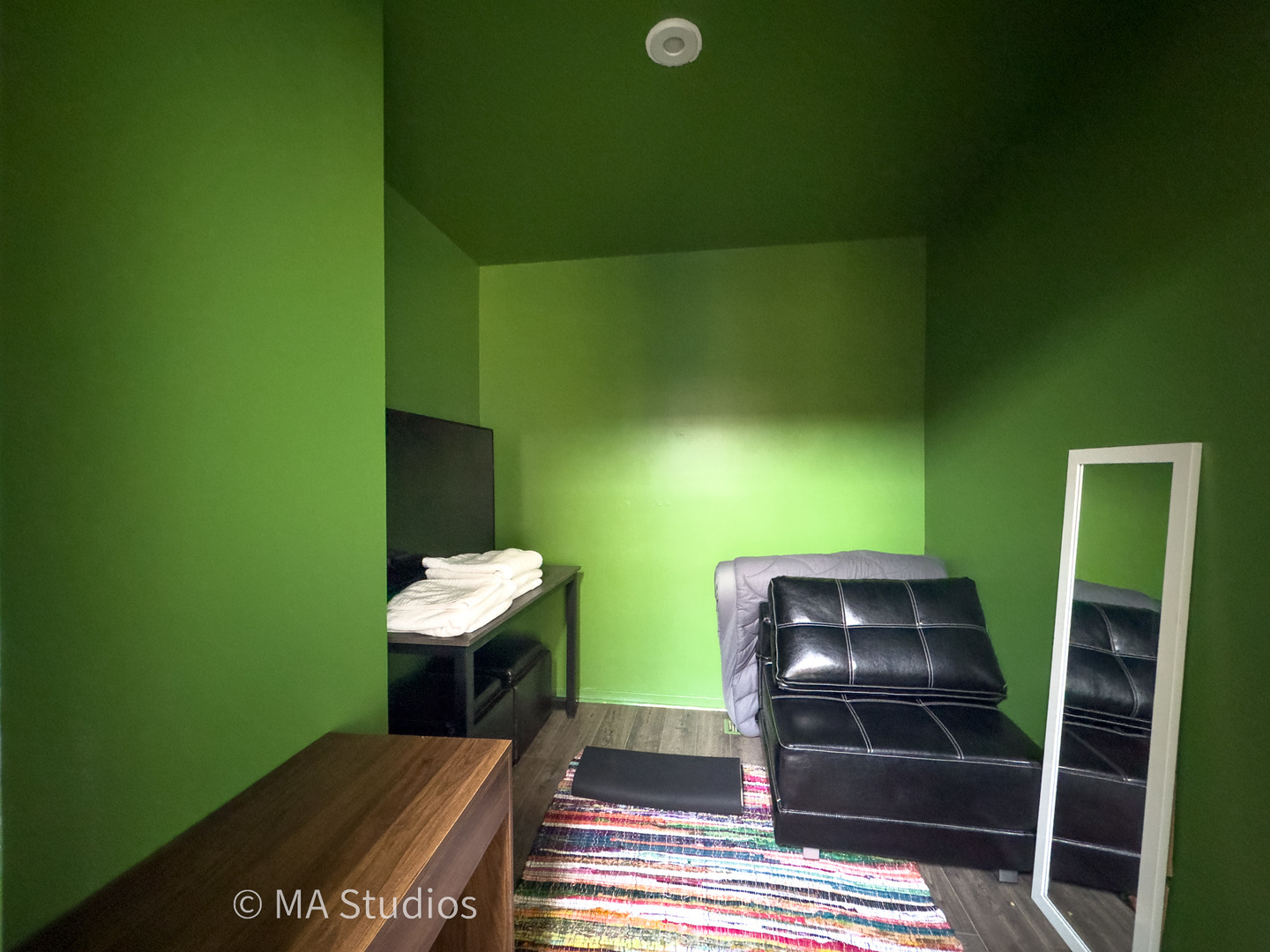 1140 W Newport Avenue #H, Chicago, IL 60657