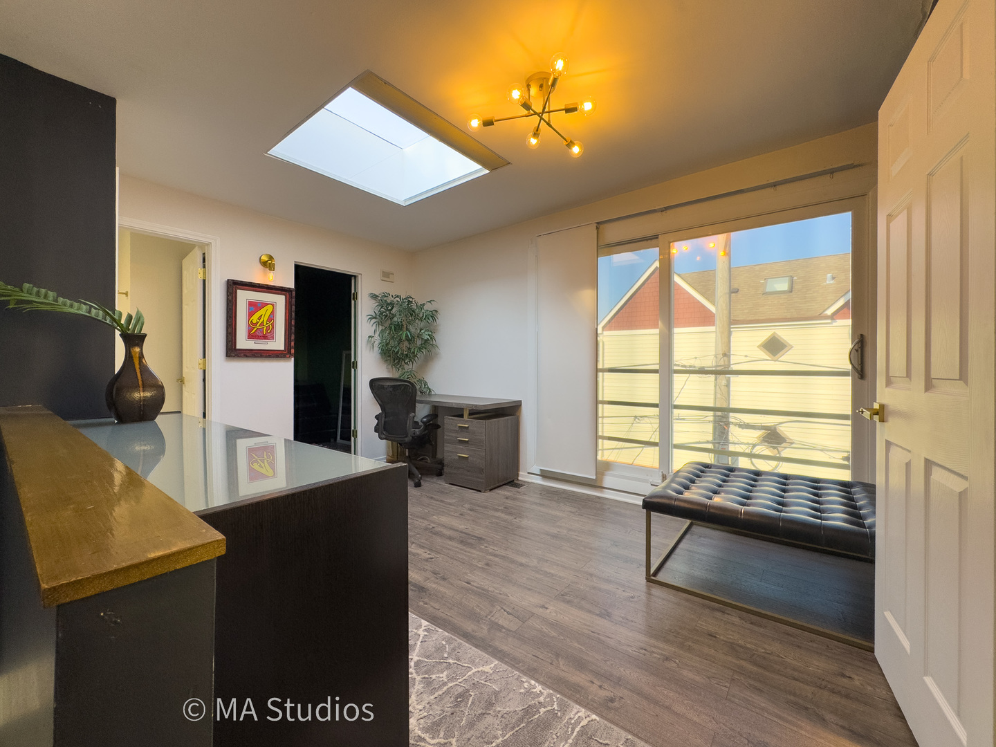 1140 W Newport Avenue #H, Chicago, IL 60657