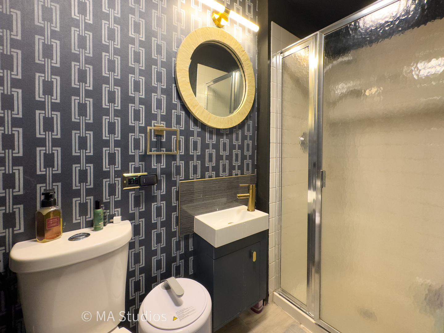 1140 W Newport Avenue #H, Chicago, IL 60657