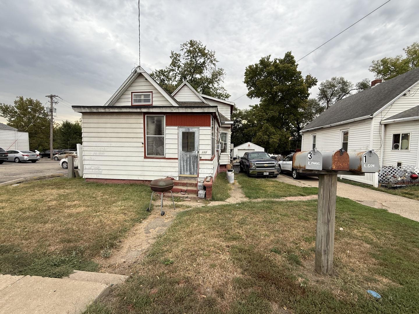 408 Mckinley Avenue, Bartonville, IL 61607
