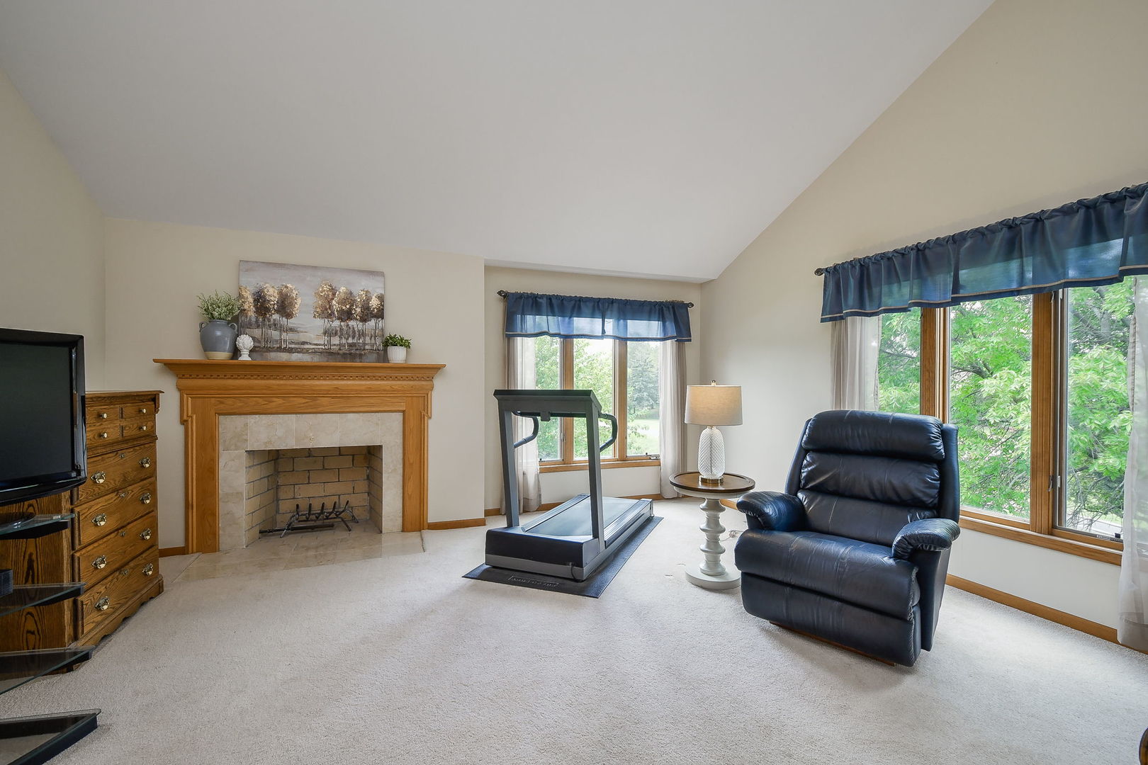 26W199 Klein Creek Drive, Winfield, IL 60190